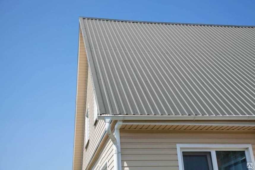 Профлист: стильное и прочное покрытие для крыши