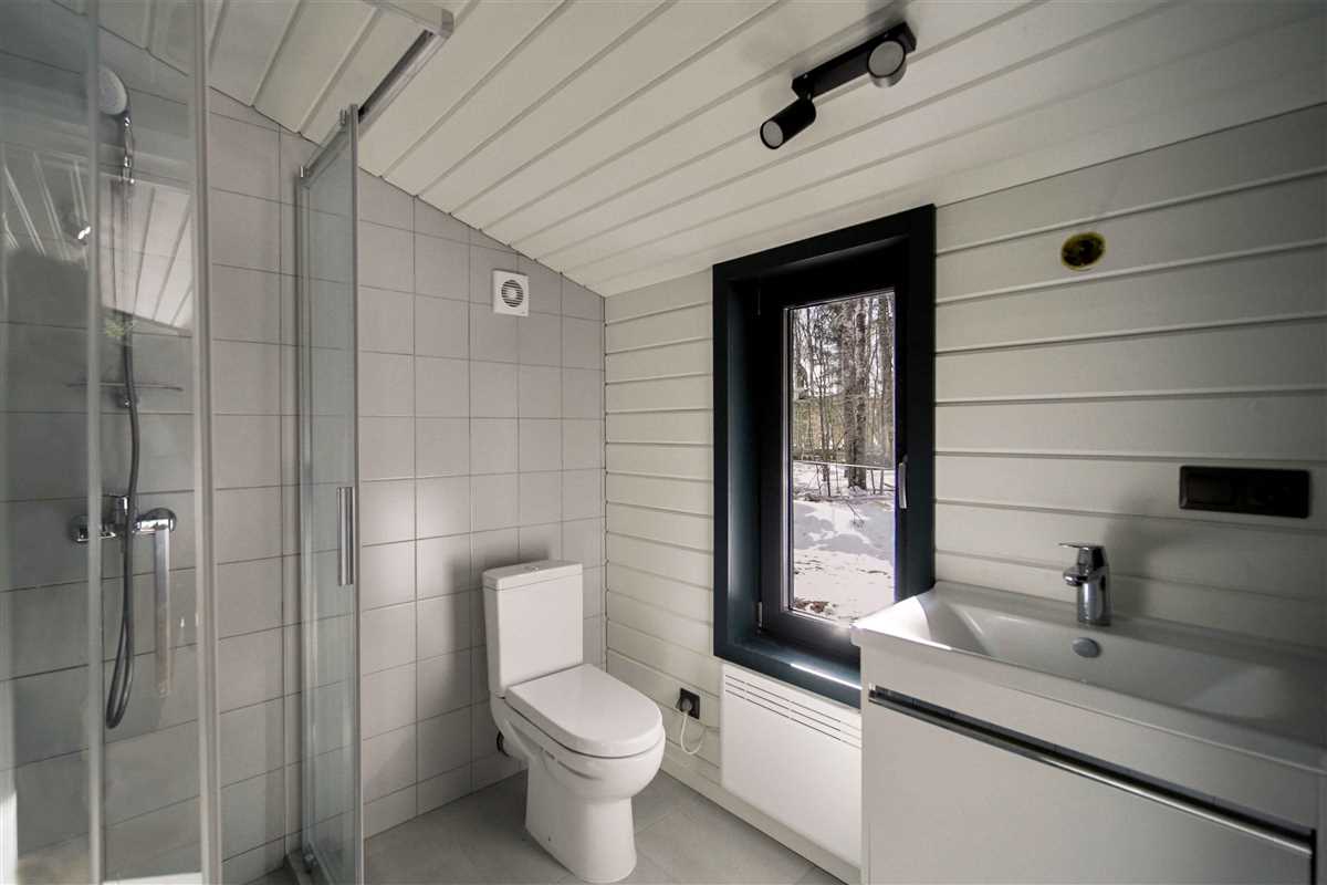 Установка ванной комнаты в частном доме: особенности и рекомендации.